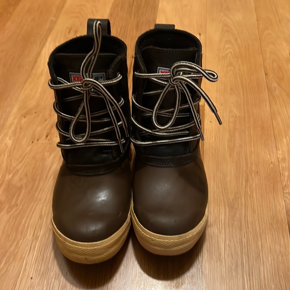 Women’s Xtratuf Boots